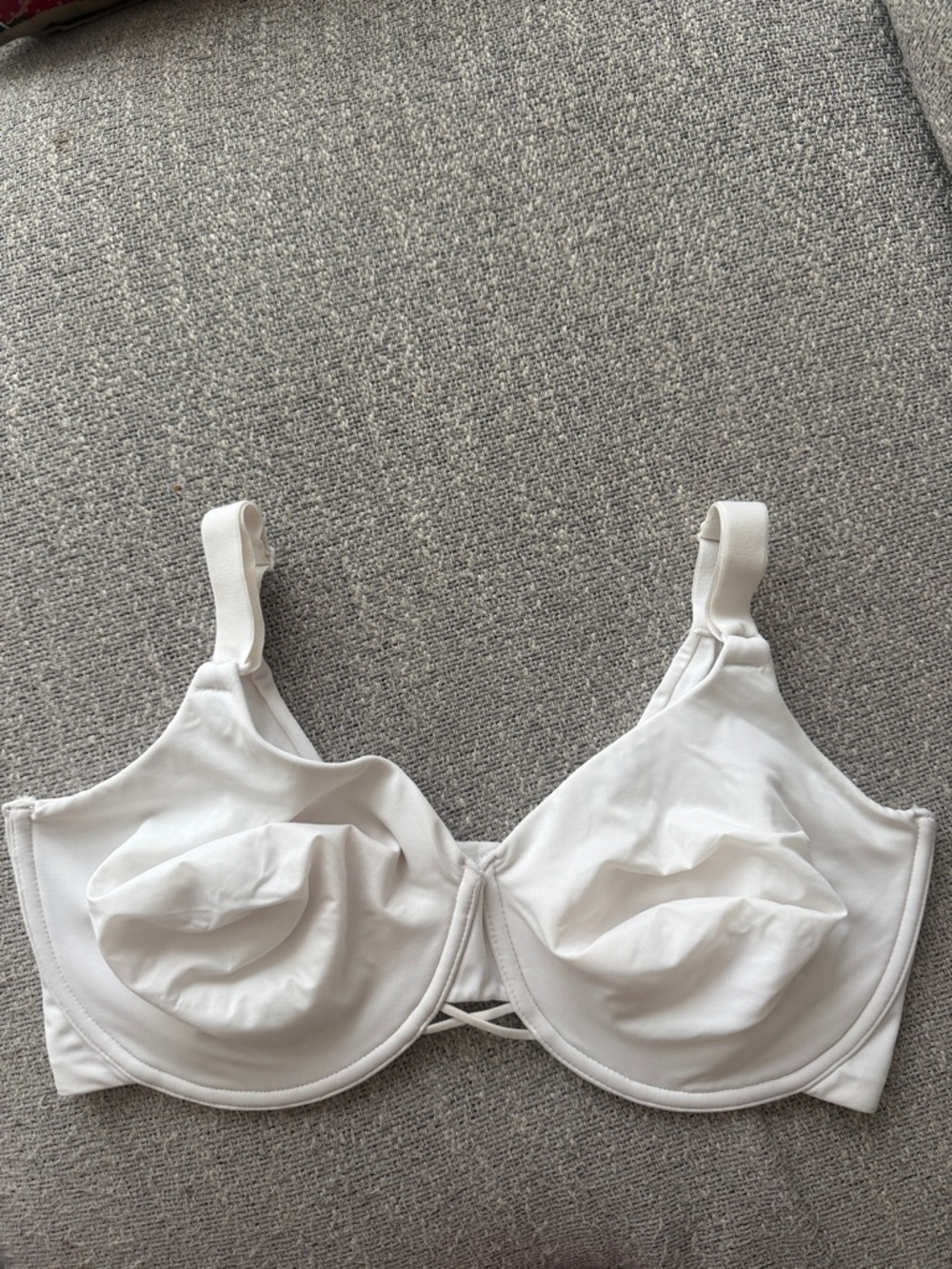 Vanity Fair White Underwire Bra - Smooth Everyday Support
